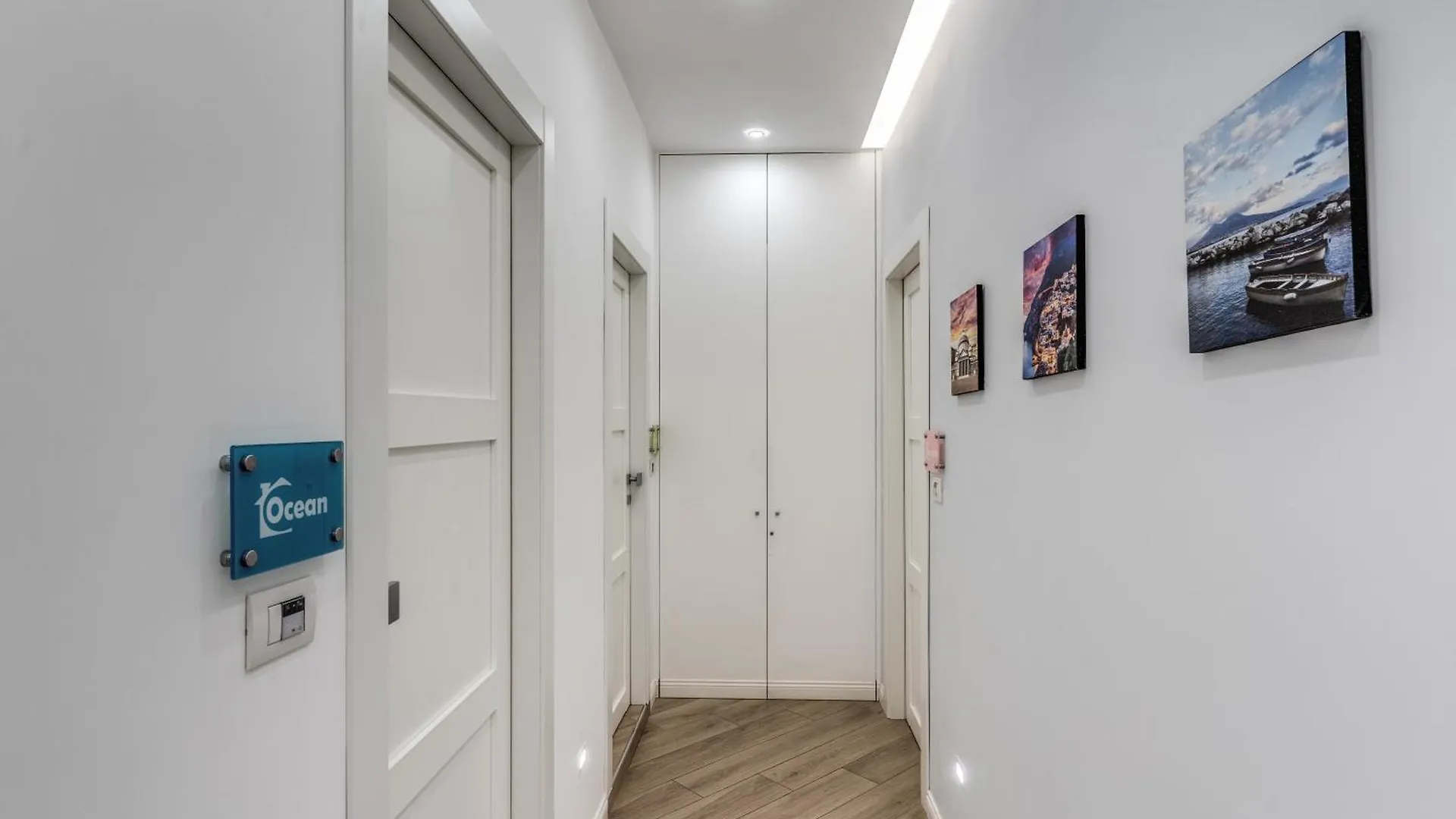 לינה וארוחת בוקר נאפולי Casa Galu'